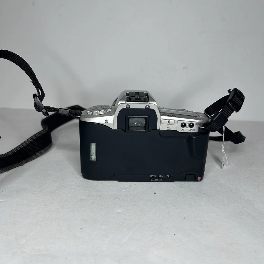Vtg Minolta Maxxum 3 SLR 35MM Film Camera Kit AF Zoom Lens Bag For Parts Read